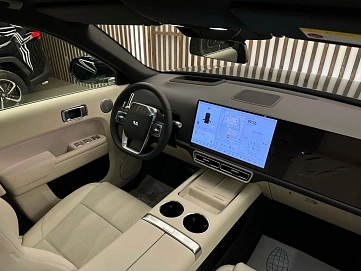 LiXiang L9, 2025г, полный привод, автомат