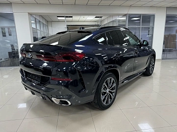 BMW X6, 2024г, полный привод, автомат