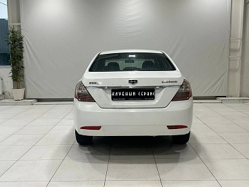 Geely Emgrand EC7, 2013г, передний привод, механика