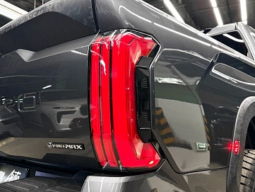 Toyota Tundra, 2025г, полный привод, автомат