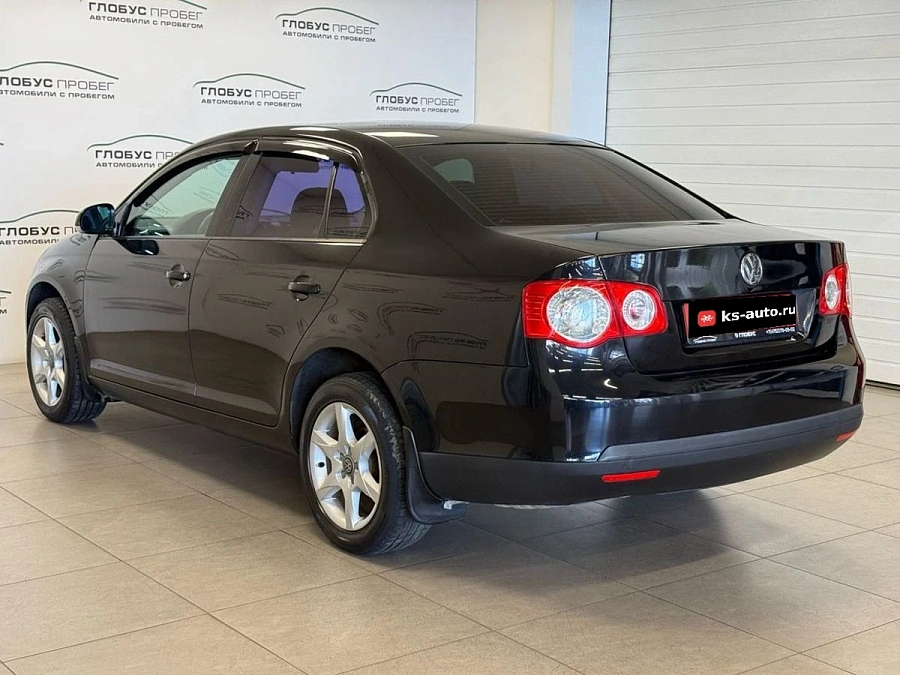 Volkswagen Jetta, 2009г., передний привод, механика
