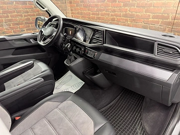 Volkswagen Multivan, 2022г, полный привод, робот