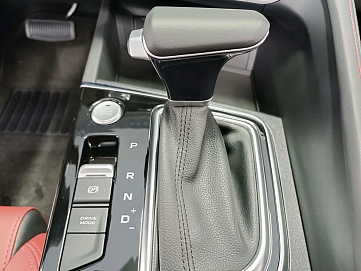 Changan Eado Plus, 2023г, передний привод, робот