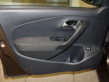 Volkswagen Polo, 2018г, передний привод, механика