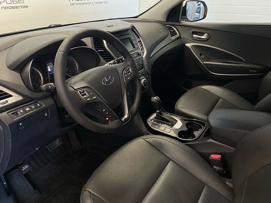 Hyundai Santa Fe, 2016г., полный привод, автомат