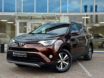 Toyota RAV4, 2017г, полный привод, вариатор
