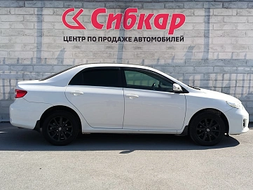 Toyota Corolla, 2011г, передний привод, механика