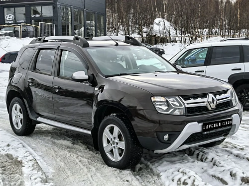 Renault Duster, 2017г, полный привод, автомат