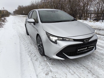 Toyota Corolla, 2018г, передний привод, вариатор