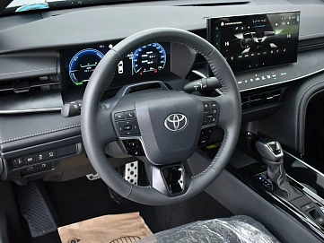 Toyota Camry, 2026г., передний привод, вариатор