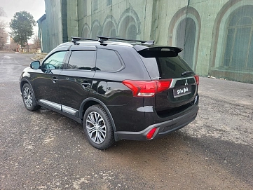 Mitsubishi Outlander, 2018г, полный привод, вариатор