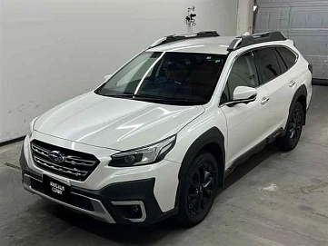 Subaru Outback, 2022г, полный привод, вариатор
