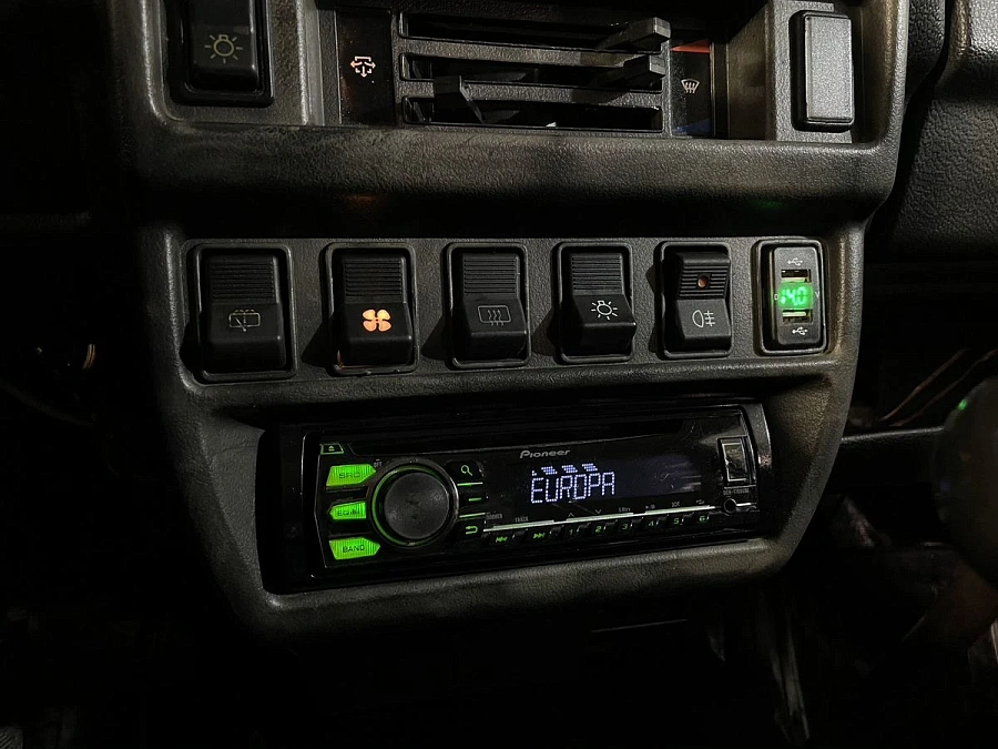 Lada (ВАЗ) 2121 (4x4), 2010г., полный привод, механика