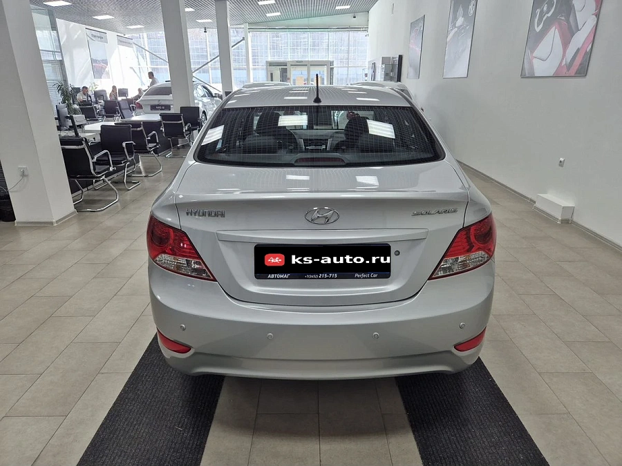 Hyundai Solaris, 2013г., передний привод, автомат