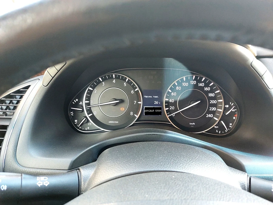 Nissan Patrol, 2011г., полный привод, автомат
