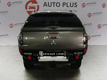 Mitsubishi L200, 2012г, полный привод, механика