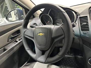 Chevrolet Cruze, 2010г, передний привод, механика