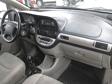 Chevrolet Rezzo, 2007г, передний привод, механика