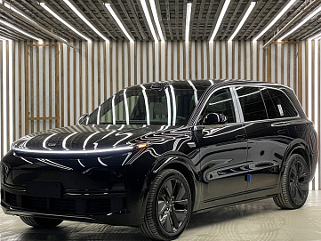 LiXiang L9, 2025г, полный привод, автомат