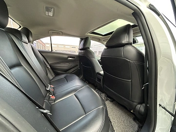 Toyota Corolla, 2022г, передний привод, вариатор