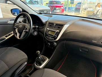 Hyundai Solaris, 2013г, передний привод, механика