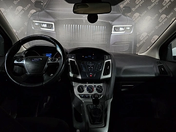 Ford Focus, 2014г, передний привод, механика