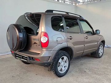 Chevrolet Niva, 2012г, полный привод, механика