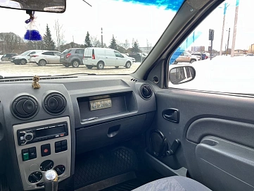 Renault Logan, 2006г, передний привод, механика