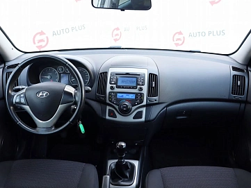 Hyundai i30, 2009г, передний привод, механика