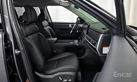 Hyundai Santa Fe, 2023г, полный привод, автомат