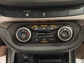 Lada (ВАЗ) Vesta, 2018г, передний привод, механика