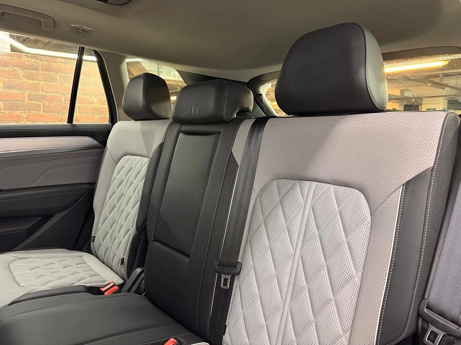Volkswagen Tavendor, 2025г., полный привод, робот