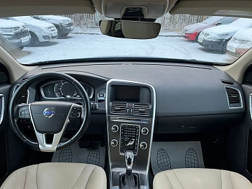 Volvo XC60, 2014г, передний привод, автомат