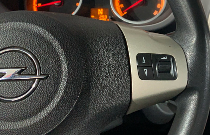 Opel Corsa, 2006г, передний привод, робот