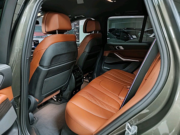 BMW X5, 2024г, полный привод, автомат