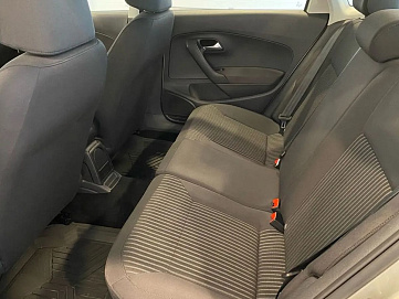 Volkswagen Polo, 2011г, передний привод, механика