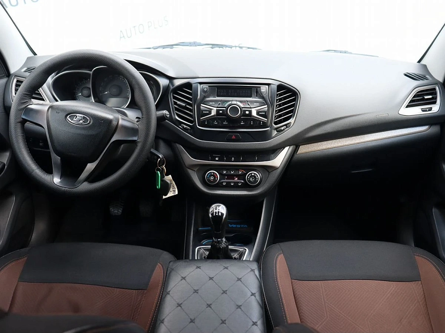 Lada (ВАЗ) Vesta, 2016г., передний привод, механика