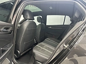 Volkswagen Golf, 2022г., передний привод, робот