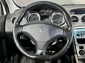 Peugeot 308, 2010г., передний привод, автомат