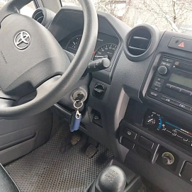 Toyota Land Cruiser, 2013г, полный привод, механика