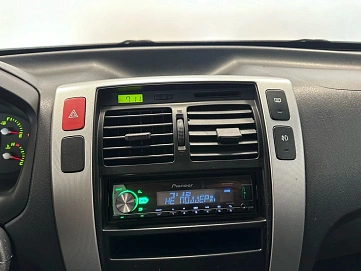 Hyundai Tucson, 2008г, передний привод, механика