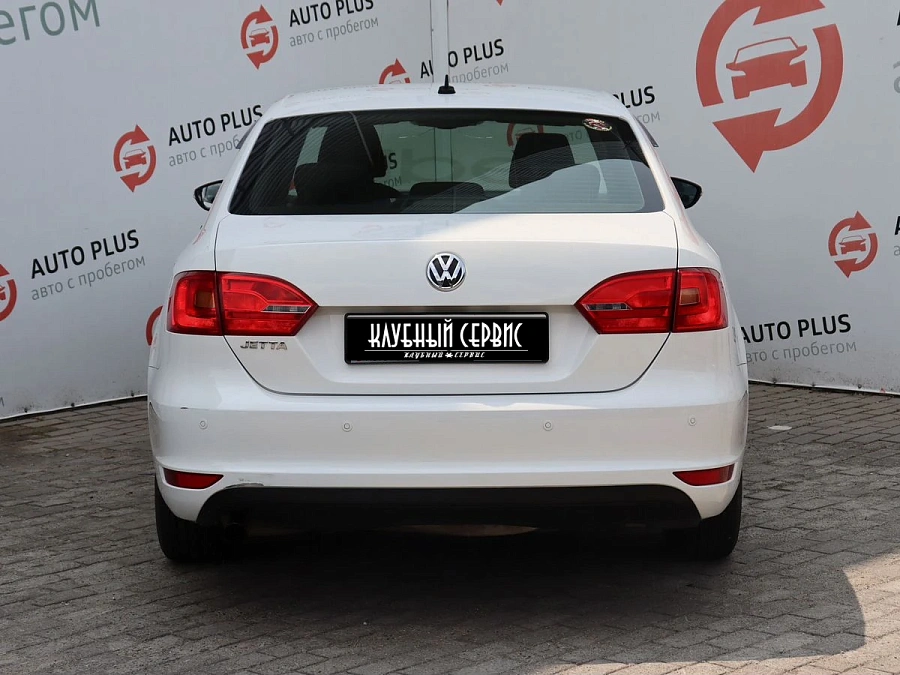 Volkswagen Jetta, 2014г., передний привод, автомат