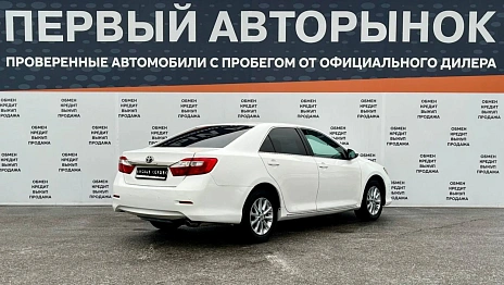 Toyota Camry, 2011г, передний привод, автомат