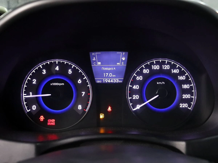 Hyundai Solaris, 2013г., передний привод, механика