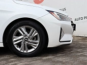 Hyundai Elantra, 2019г., передний привод, автомат