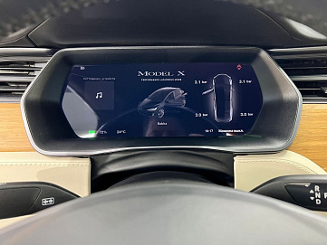 Tesla Model X, 2020г, полный привод, автомат