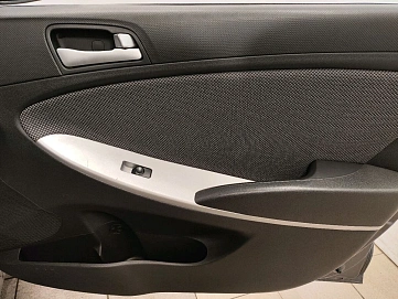 Hyundai Solaris, 2012г, передний привод, автомат