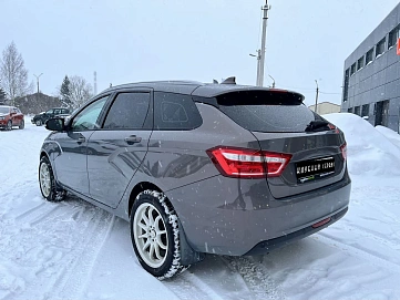Lada (ВАЗ) Vesta, 2019г, передний привод, механика