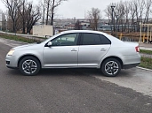 Volkswagen Jetta, 2010г., передний привод, робот