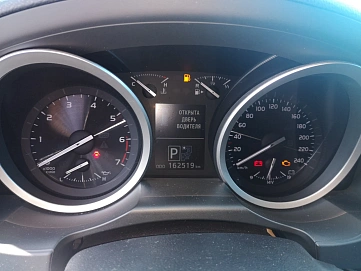 Toyota Land Cruiser, 2013г, полный привод, автомат